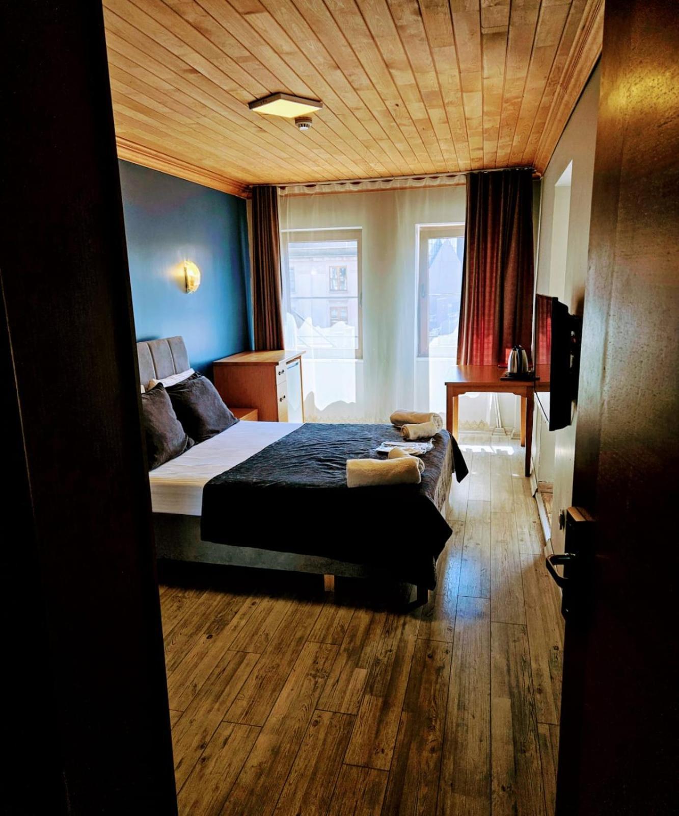 Taxim 34 Hotel Istanbul Ngoại thất bức ảnh